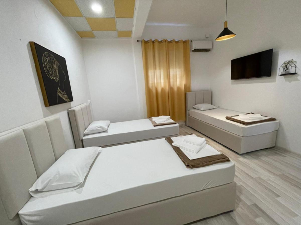 Hostel Izvor Podgorica Luaran gambar